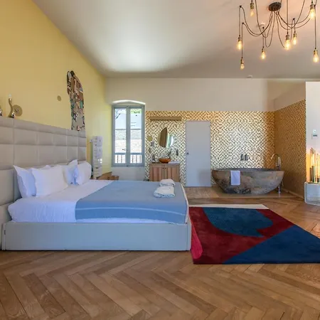 Chateau De ホテル