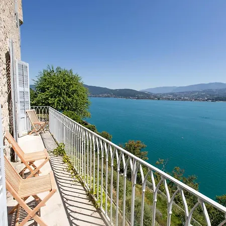 Hotel Chateau De